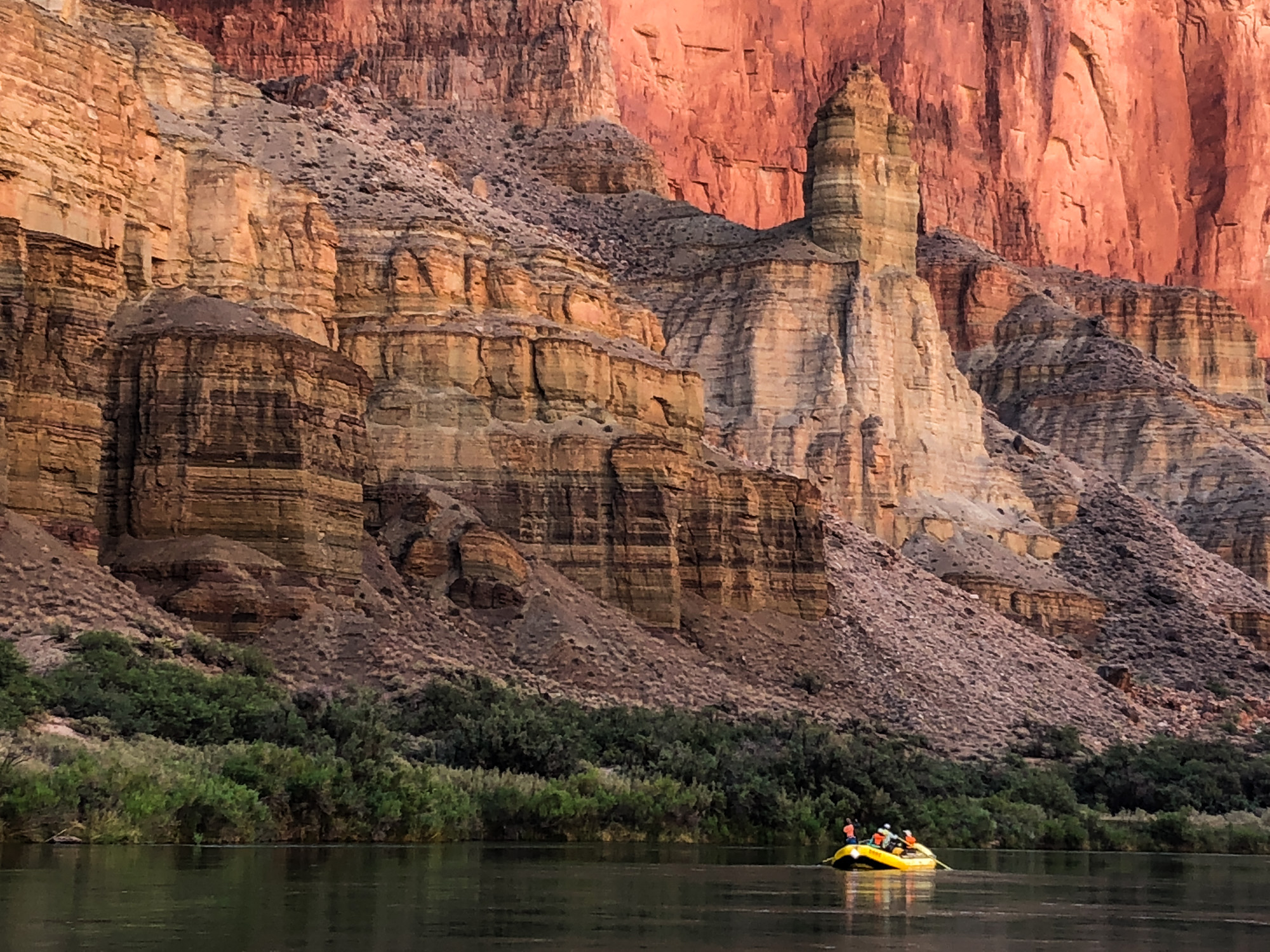  Small Raft, big cliff 