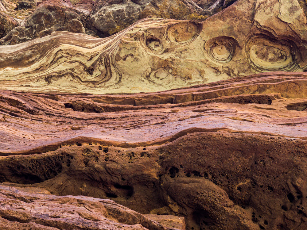  The interesting rocks inside the Grand Canyon 