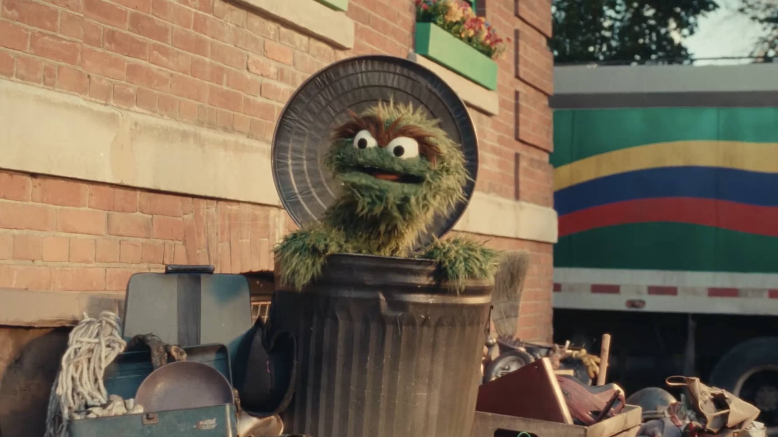 I Love Trash - The Remix ft. Oscar the Grouch