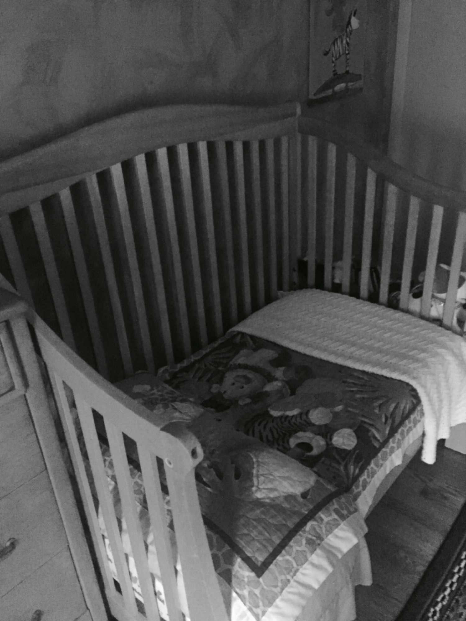 Crib to Toddler Bed | Tips for a Drama-Free Transition