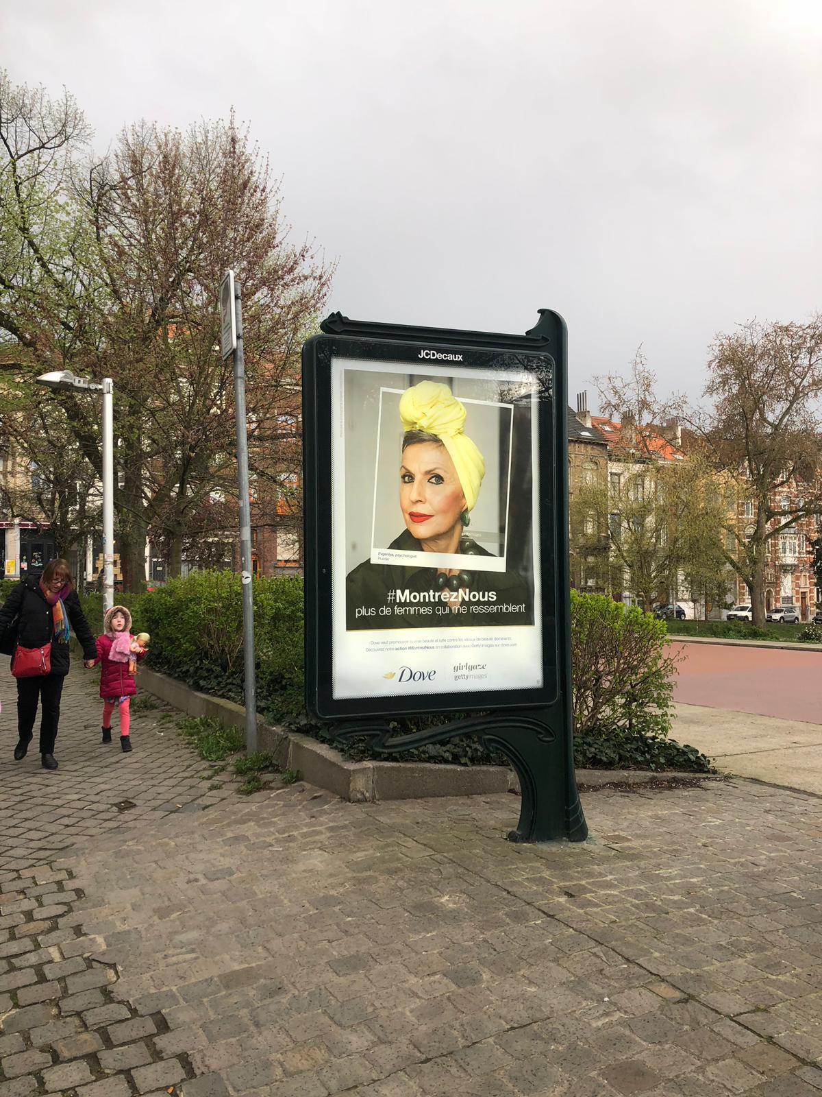 Djuna_France_Bus Shelter2.jpg