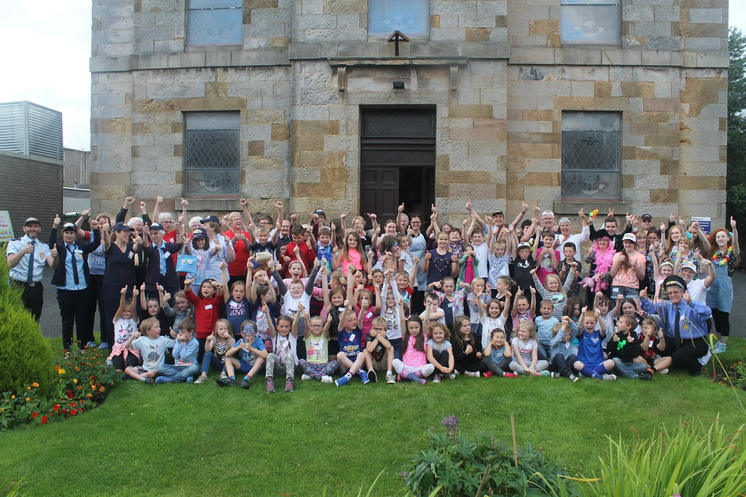 2016HolClubMainGroup.jpg