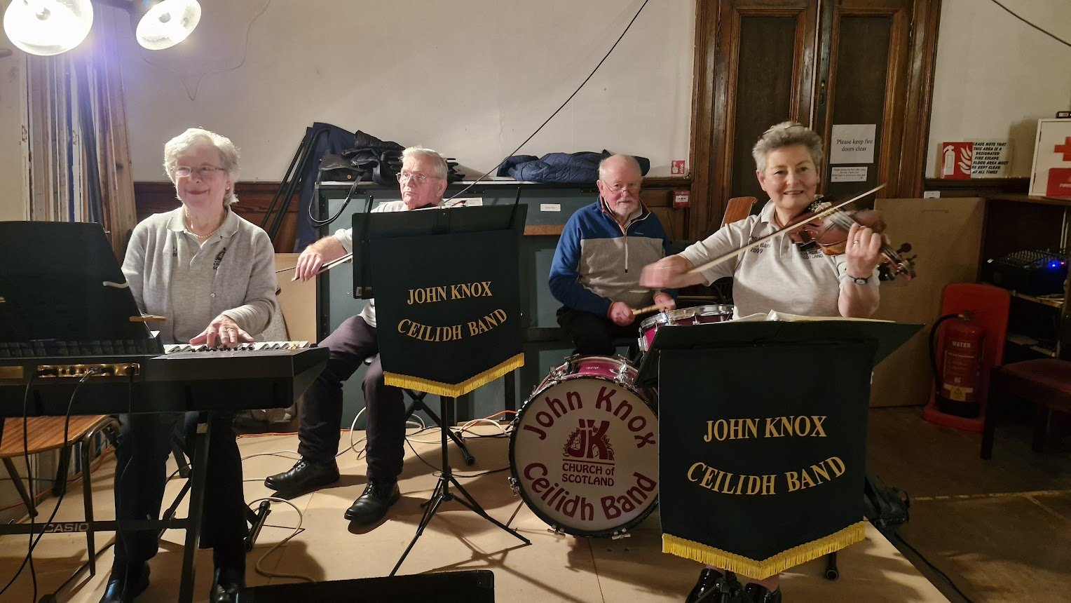 pic-ceilidh-band.jpg