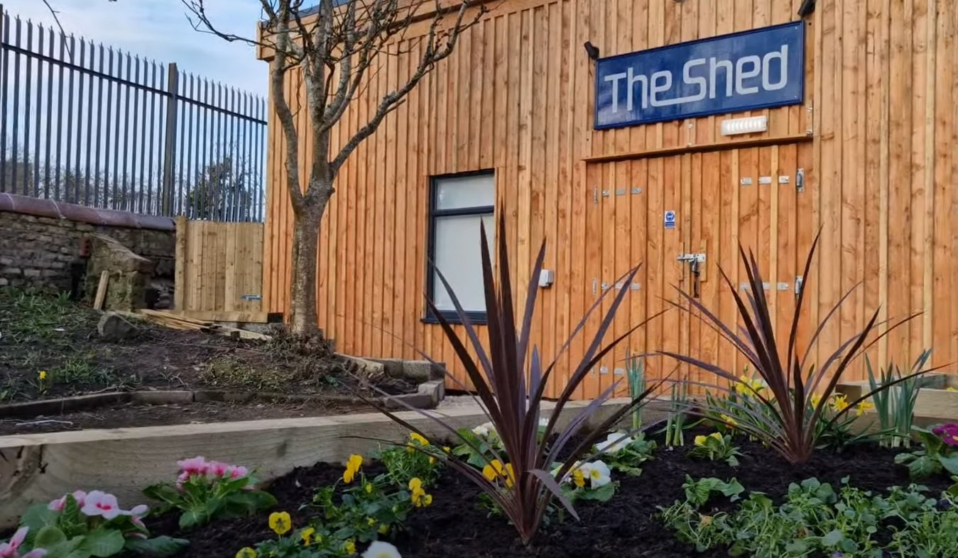 pic-shed-2.jpg