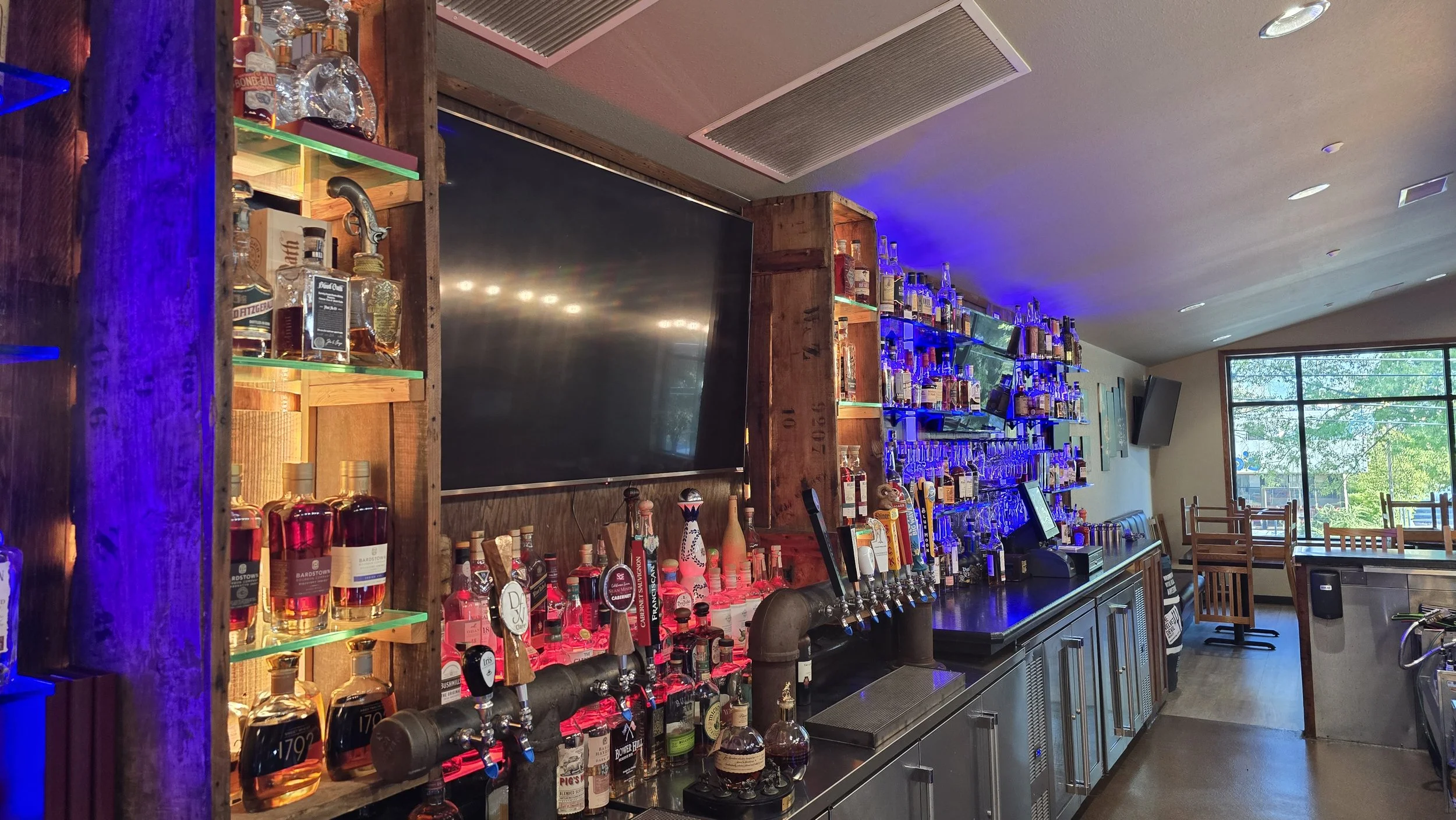 bar 3.jpg