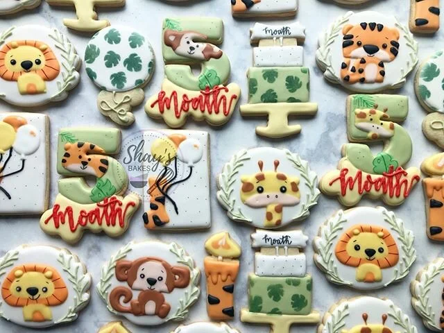 Cookies for a little 5 year old who&rsquo;s obsessed with animals!
.
.
.
#shaysbakes #animalcookies #animalkingdom #tigercookies #zoocookies #birthdaycookies #birthday #animallover #safaricookies #detroit #dearborn #dearbornfoodie #detroitcookies #mi