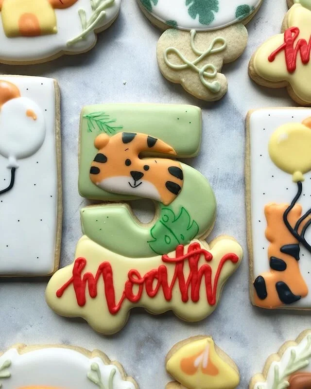 Loved working on this and exploring different themes 🐯
.
.
.
#shaysbakes #animalcookies #animallovers #animalbirthday #junglecookies #safaricookies #birthdaypartyideas #sugarcookies #cookieart #cutoutcookies #sugarcookiesofinstagram #royalicingcooki
