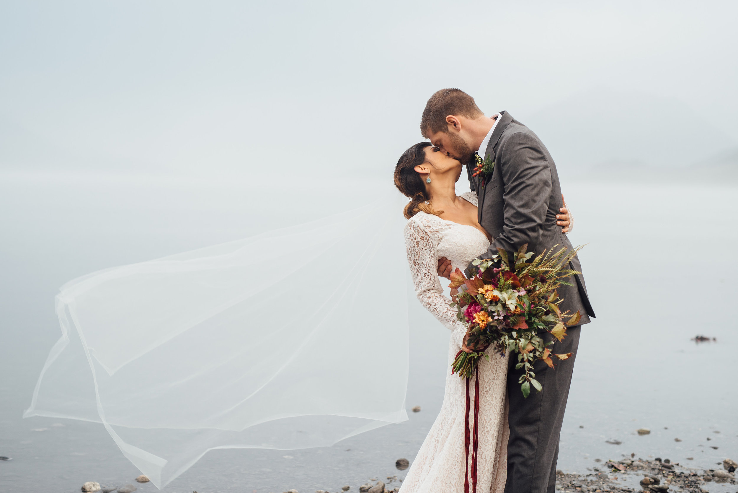 Bateau Bridal Boutique Anchorage, Alaska