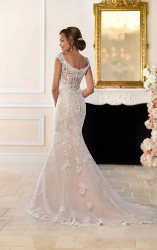 6343 – Lotus Bridal
