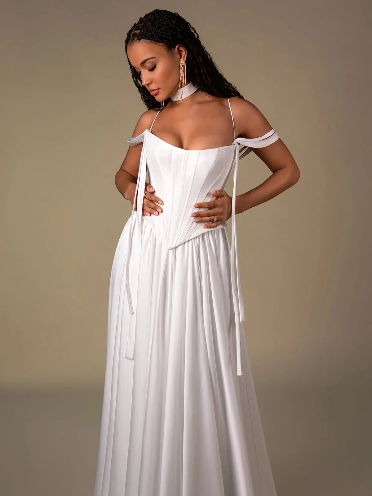 When fashion meets fairytale 💭 The Dilara gown is bold, romantic, and everything in between.
#FairytaleBride #FashionBride #BridalInspo #WeddingDayStyle #ModernBride #BridalBoutique #DilaraGown #AlaskaBridalShop