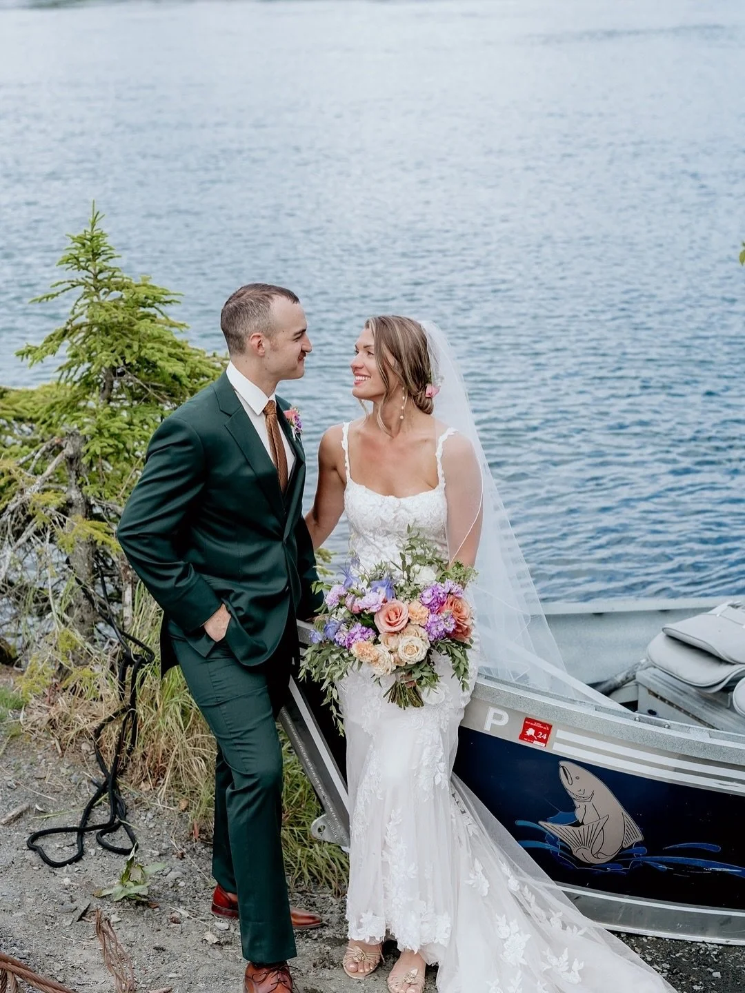 Summer love never looked so beautiful! Courtney was absolutely radiant in her @missstellayork gown as she said &ldquo;I do&rdquo; to Gavin. ✨🤍
⠀⠀⠀⠀⠀⠀⠀⠀⠀
Photographer:  @isabelforesterphotography 
Florals: @gardenwildfloraldesign 
⠀⠀⠀⠀⠀⠀⠀⠀⠀
#AlaskaBr