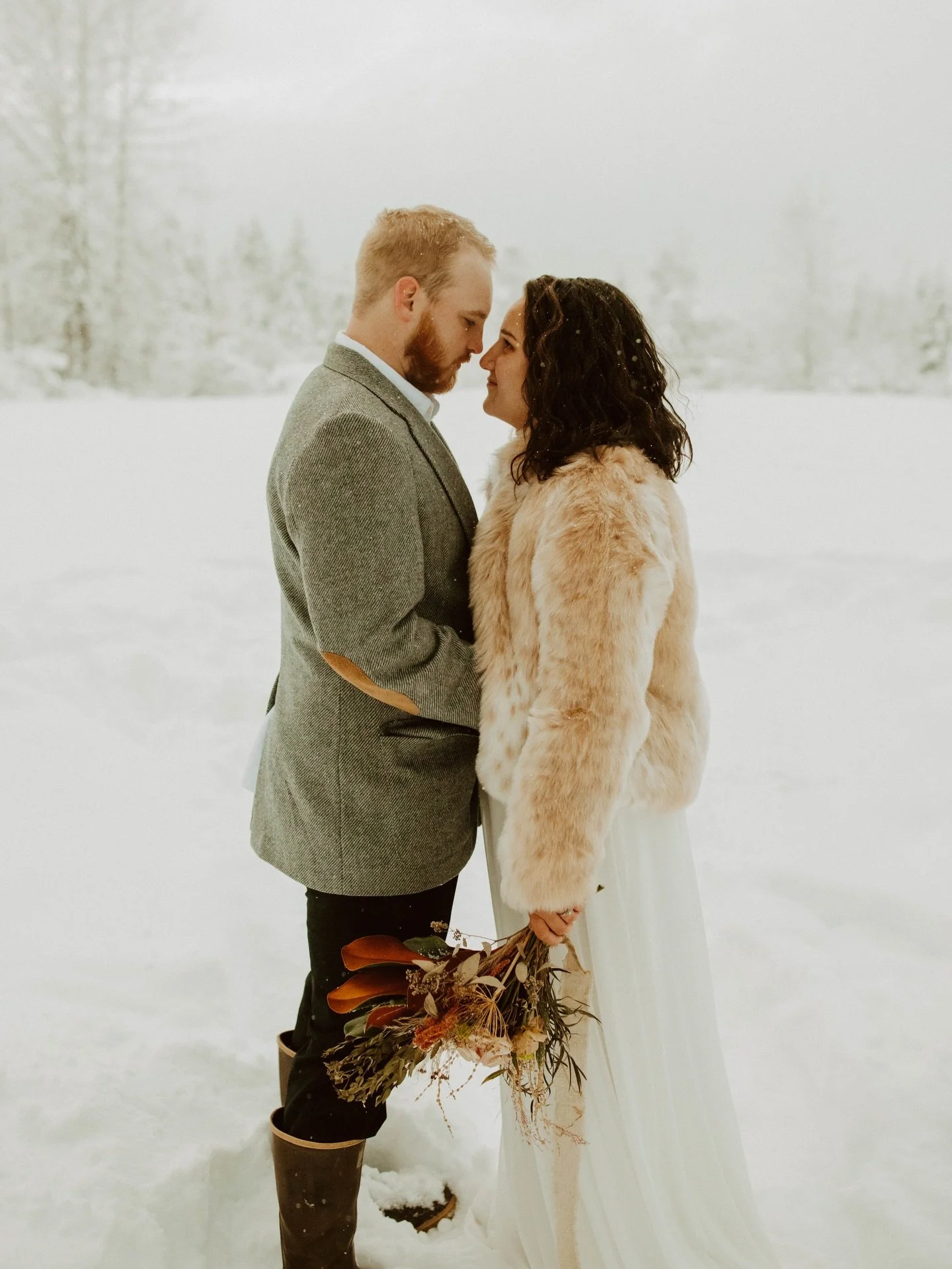 Stay warm, chic, and picture-perfect ✨ Our fur rentals are the coziest finishing touch for your winter wedding look.

Photographer: @laurgrayphotography 

#alaskabridalshop #winterbride #weddingdaystyle #bridalaccessories #furshawl #bridallook #winte