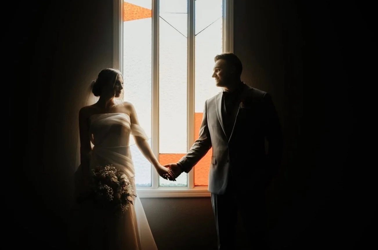 Bridal shopping 101 ✨ Try different silhouettes, keep an open mind, and let yourself feel the moment.

Emily chose the perfect @saintbridal gown for her wedding day  and looked absolutely beautiful in it! 🤍

Photographer: @apictureinabottle 
Makeup: