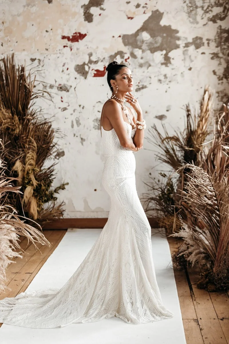 uploads_1678307871807-RUE-DE-SEINE_BRIDAL_JADE_WAVE-RIDER6.jpg