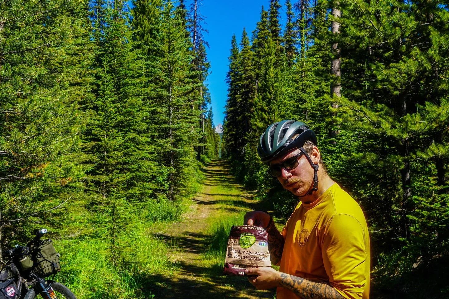 Do you like chips? Great. This route is for you!* Our Jewell Bay Overnighter (also affectionately deemed the Powerline Picnic) is up on our site. We rode this awhile back with some friends... starting in Canmore with a jaunt up and over Skogan Pass t