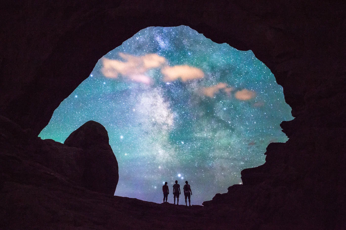 Arches NP - North Window - 3 friends by Michael Matti_.jpg