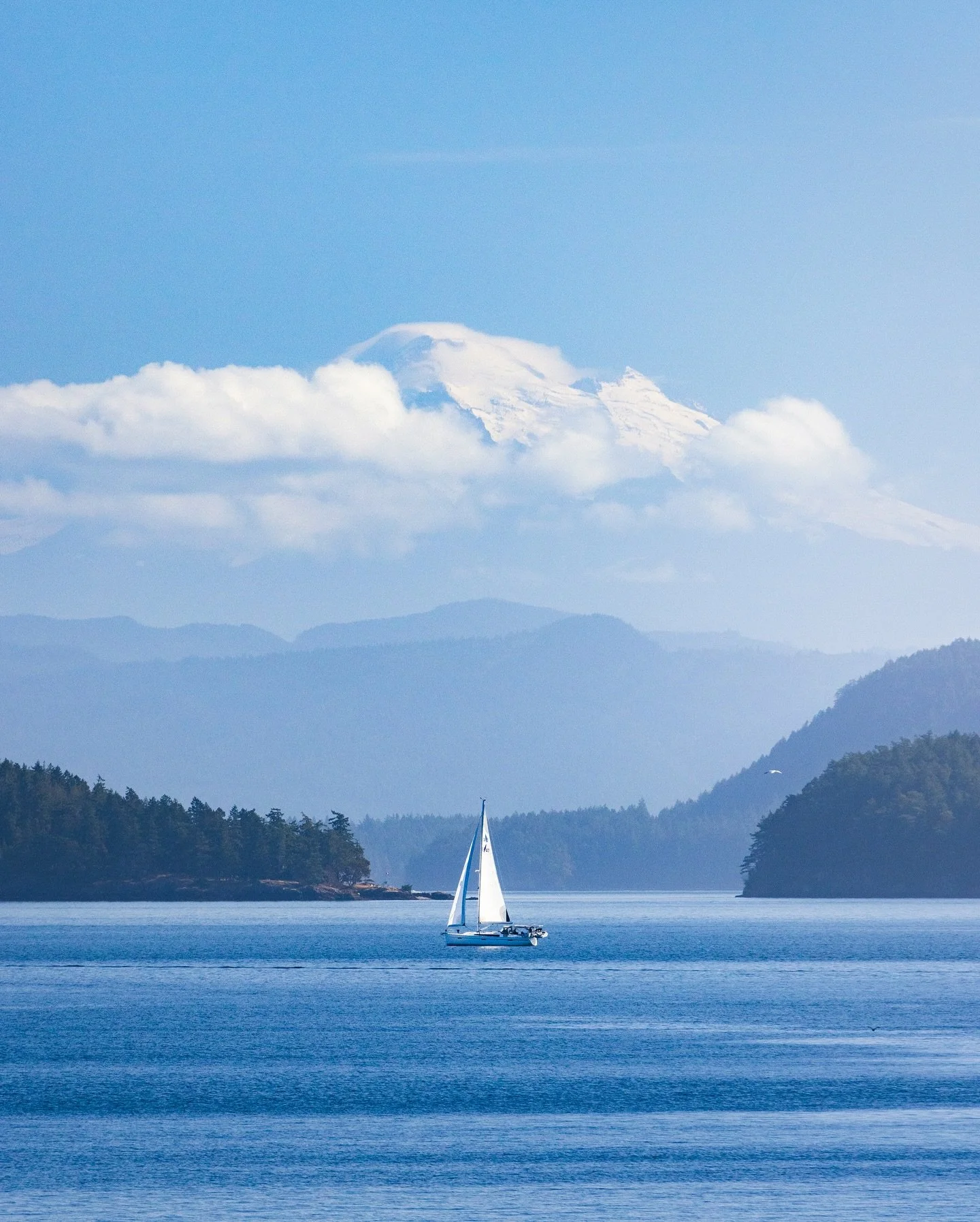 The Anacortes to Friday Harbor ferry on a clear day is such a beautiful and uniquely Washington experience.