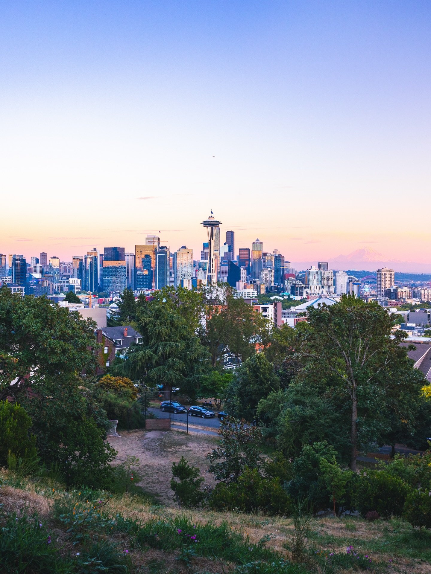 Home sweet home ☺️🏔️ Seattle really has such an iconic skyline.
📍 Kerry Park, Seattle