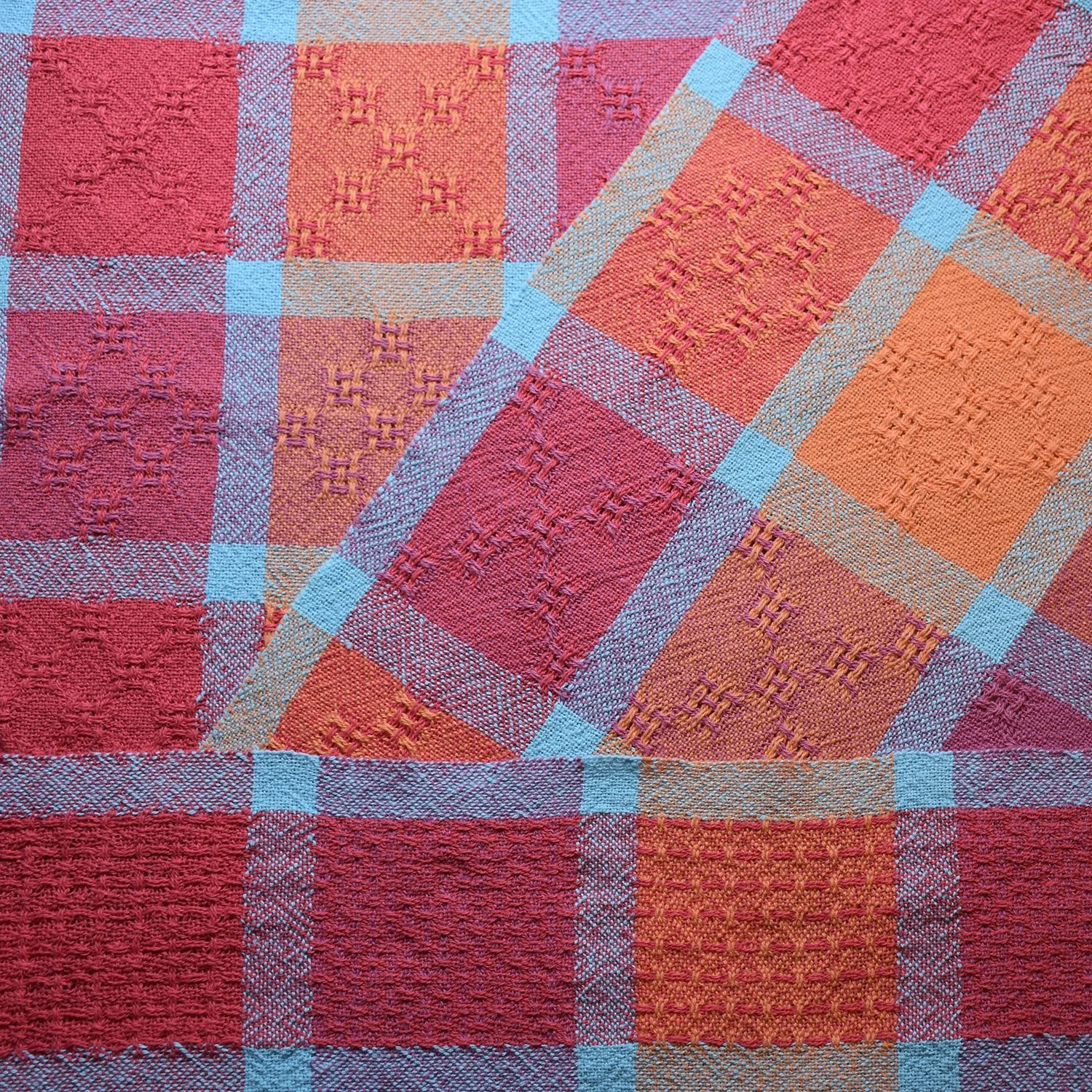 Color and Design in Huck Lace Towels