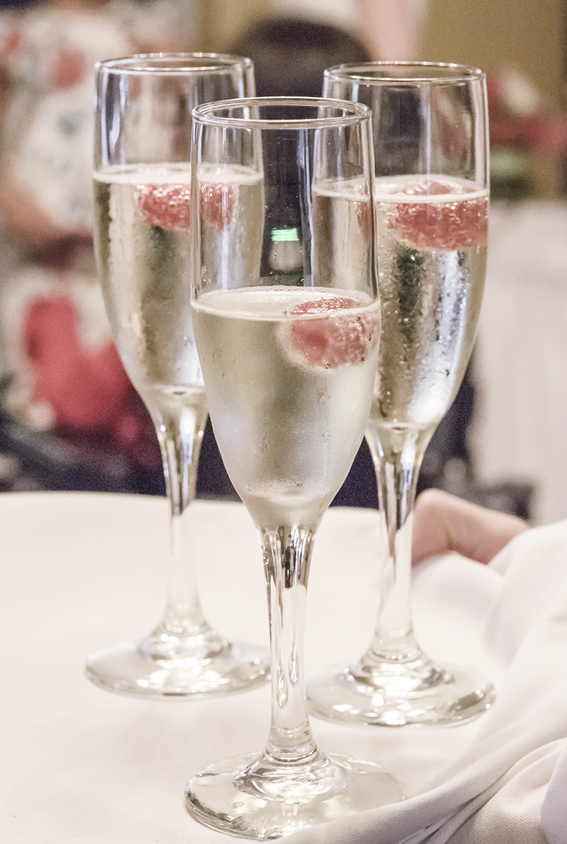 Champagne.png