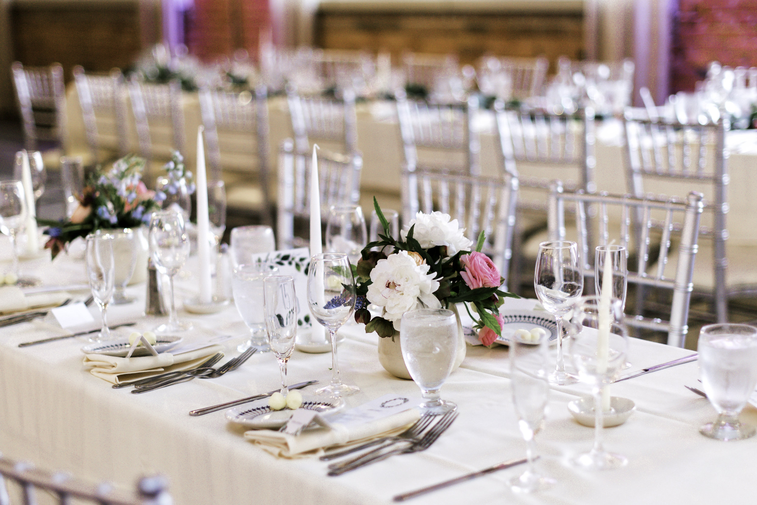 Damon table2.jpg