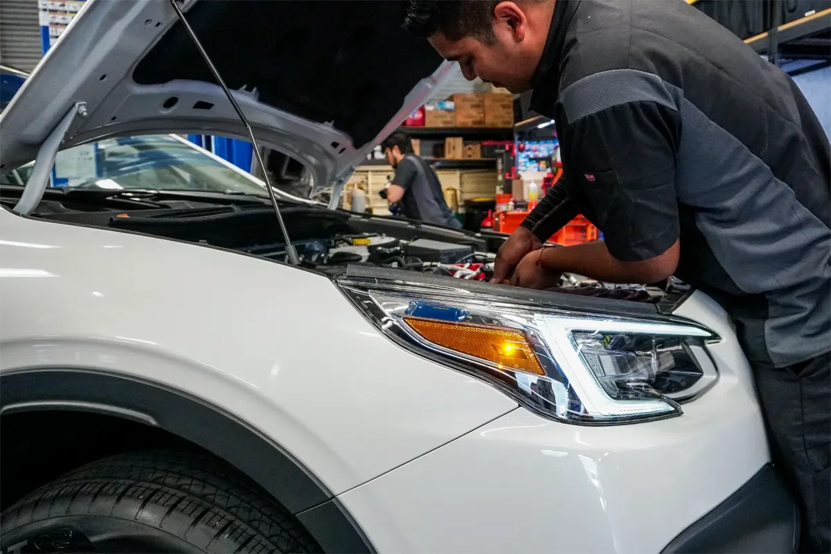 subaru-head-gasket-repair.webp