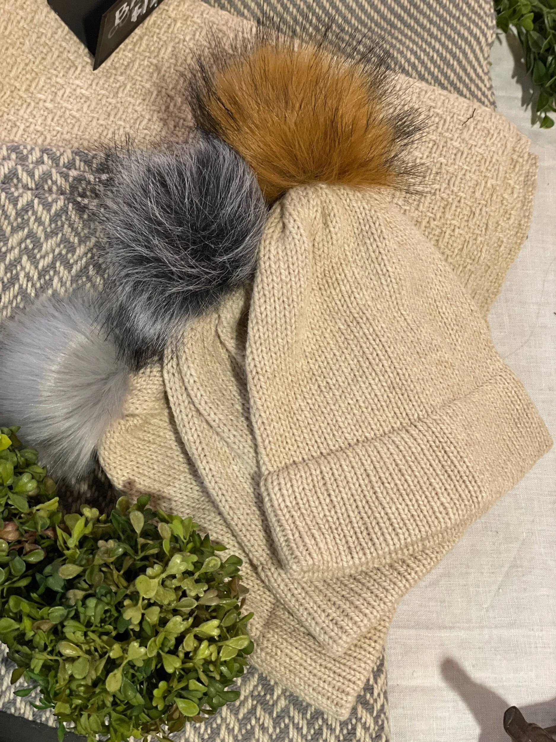 B6365E9E-21E9-4EEA-AA7F-EC44E3229BBD