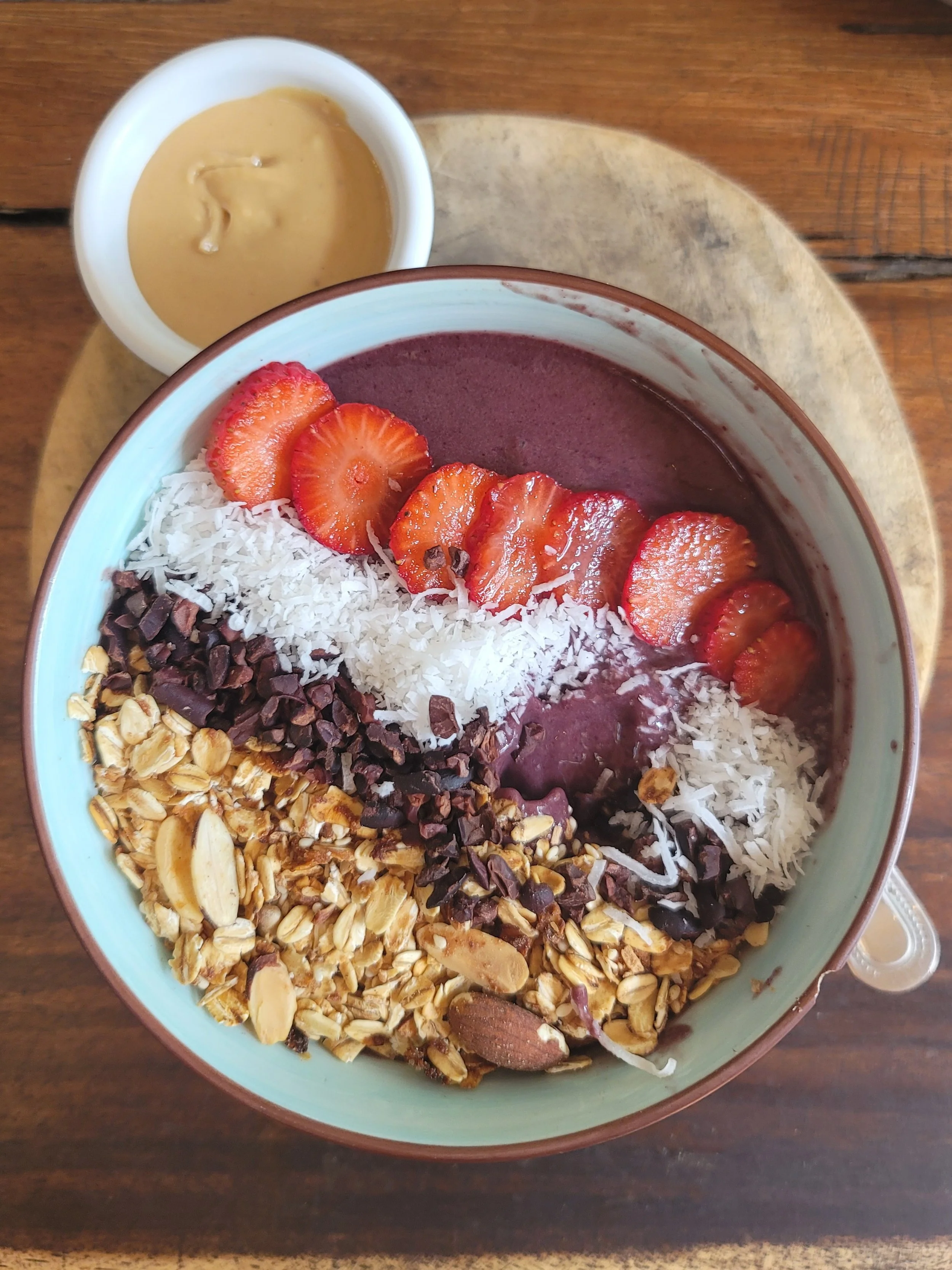 dining-banner-smoothie-bowl.jpg