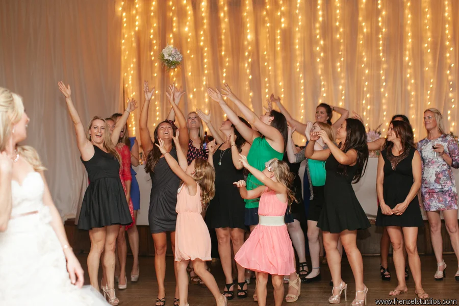 Wedding Song Recommendations: Bouquet Toss