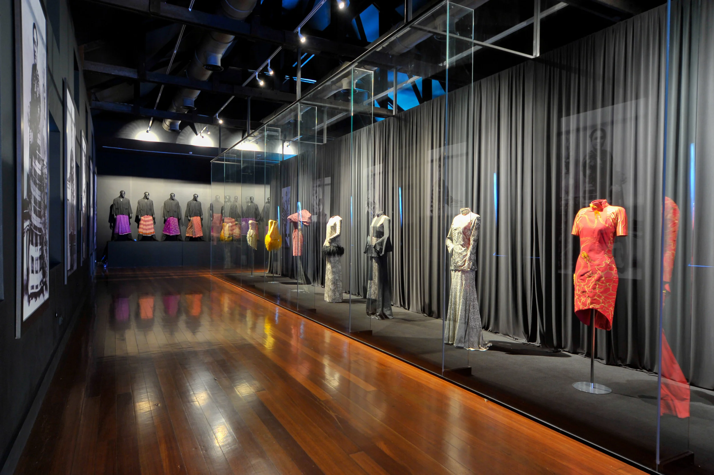 Fashion & Textiles Gallery