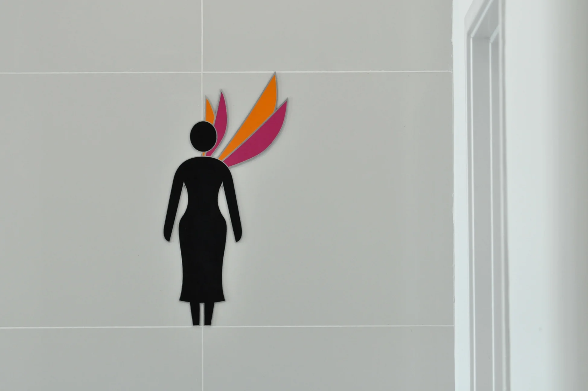 MoM_Sign_Toilet_Female_0523.jpg