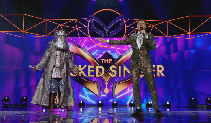 Pictured: Winner Bonnie Anderson (as Bushranger) and host Osher Günsberg weren’t actually standing on stage together for the filming of the “The Masked Singer” Australian Season 2 finale. They were actually located in two different states, with Osher being filmed against green screen and inserted into the show, thanks to Emmy-award winning Melbourne post-production facility City Post.