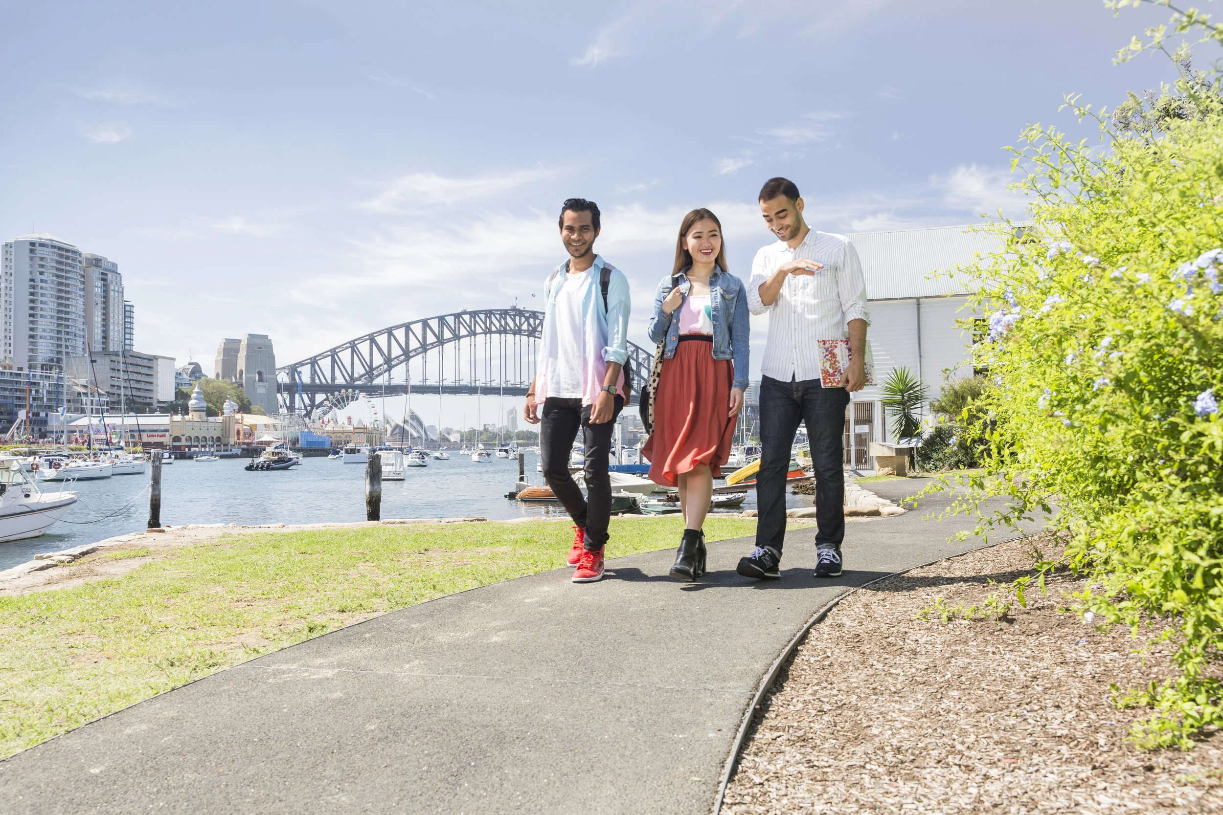 _87A7751_Lavender Bay_AndyRoberts_hr.jpg