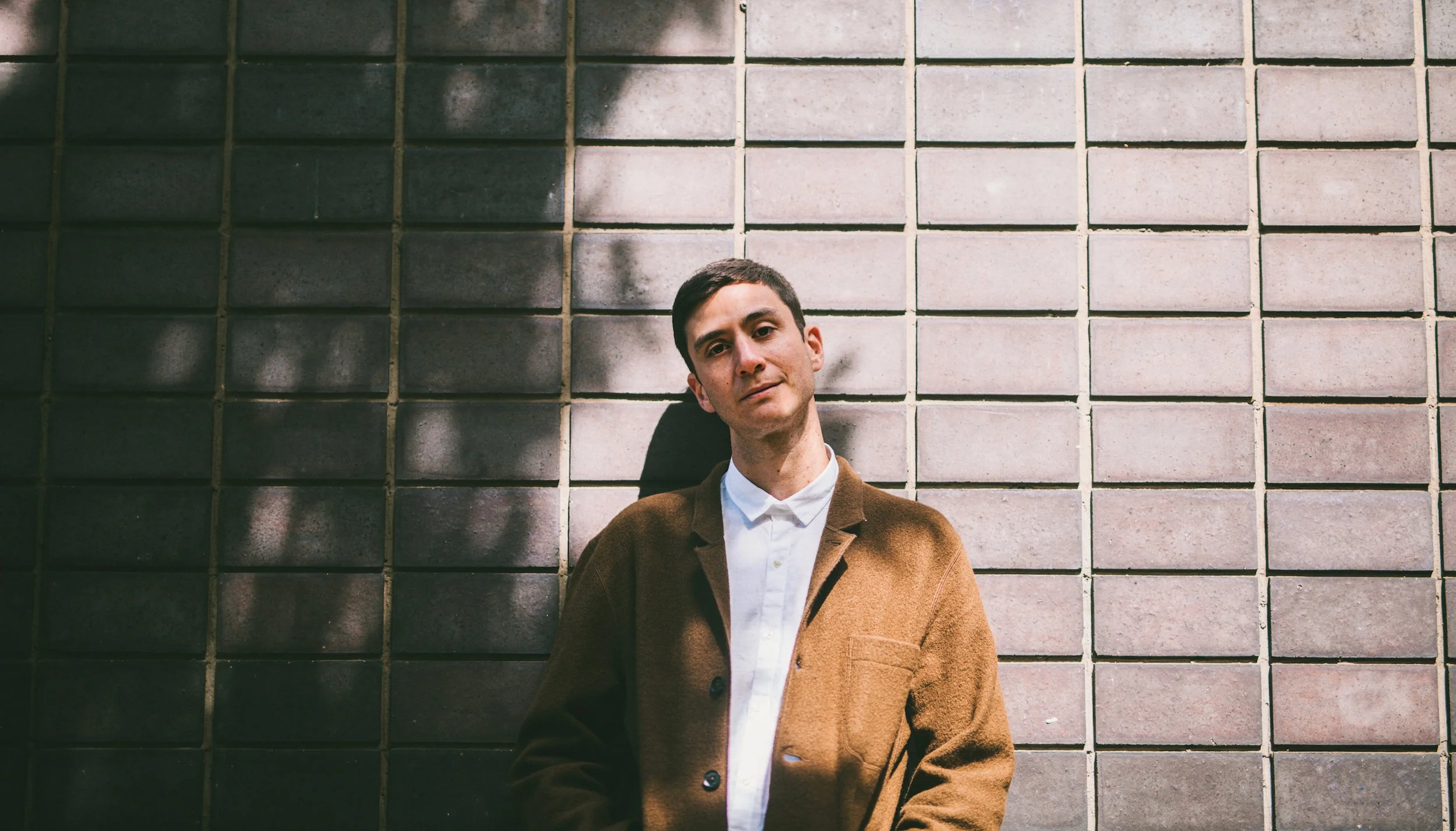 JoeyDosik_Press3_.jpg