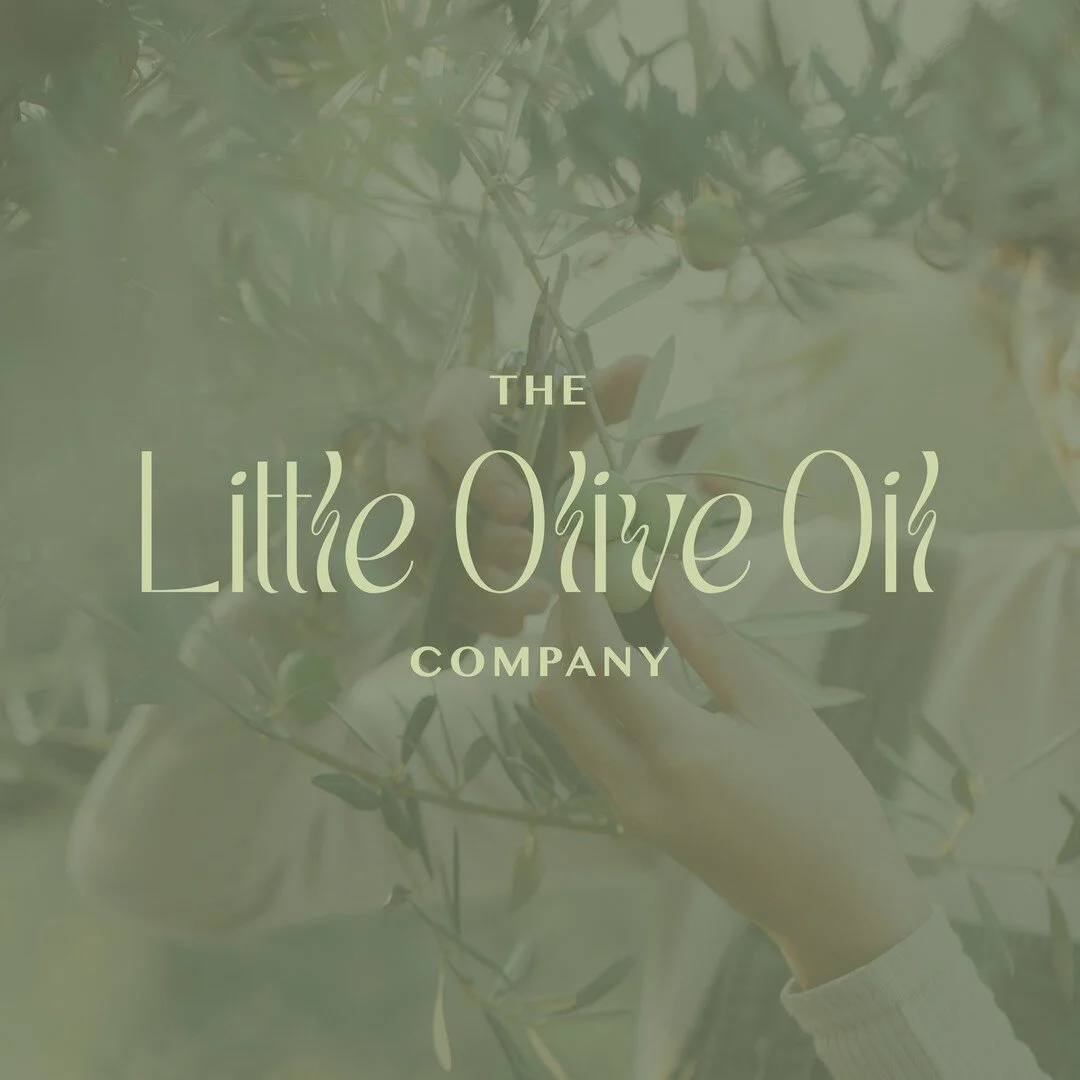 Oil + Minimal = The Little Olive Oil Company logo and brand pattern.
I love how this type looks like drizzled oil 😍
.
#nzdesigner #freelancegraphicdesigner #logos #logoinspire #brandidentity #logodesigner #customlogo #logodesigns #logoinspirations #