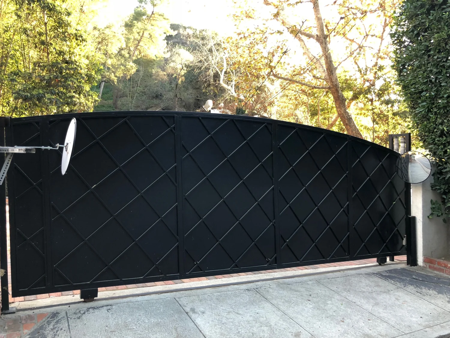 Driveway Gates project 19 by Mission Iron Works