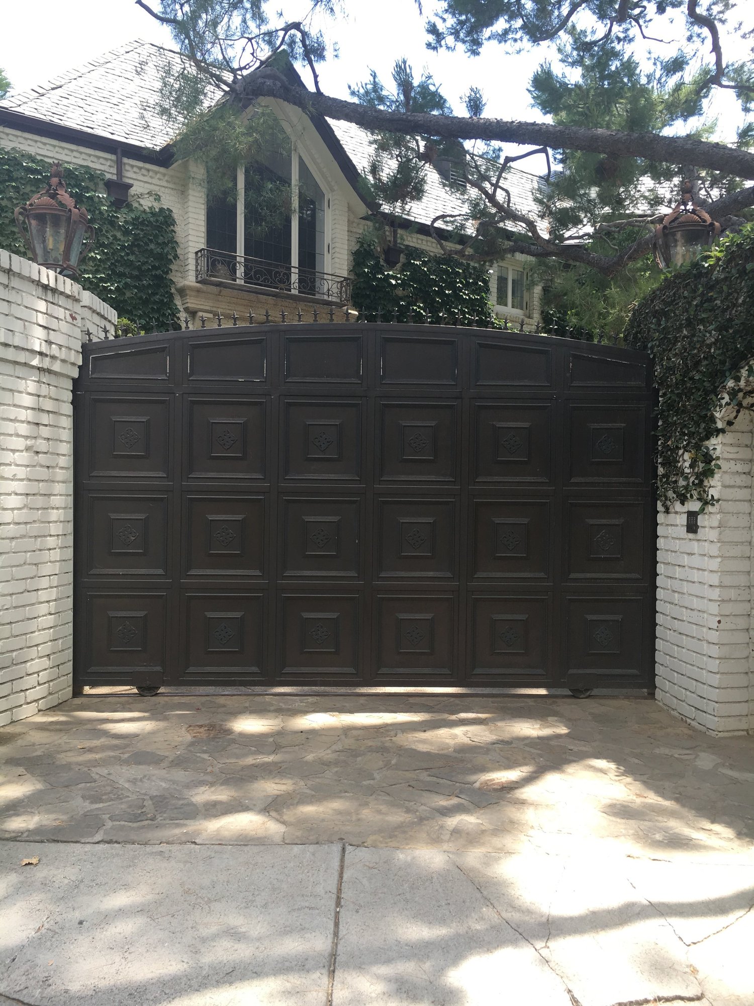 Driveway Gates project 25 by Mission Iron Works