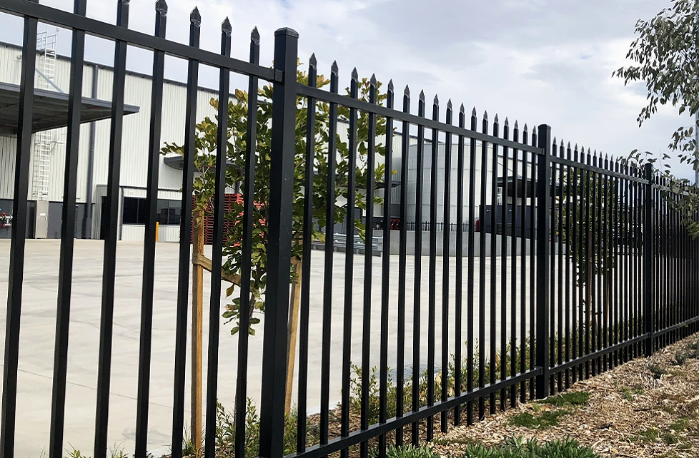 Fencing project 23 by Mission Iron Works