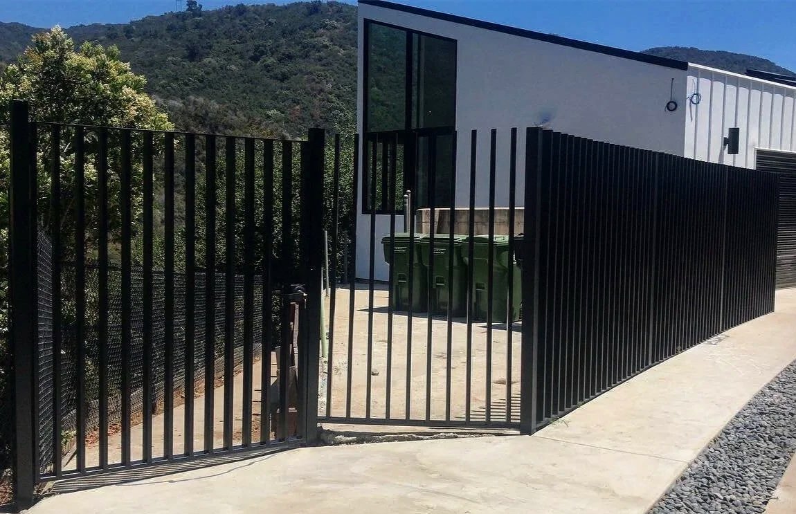 Fencing project 28 by Mission Iron Works
