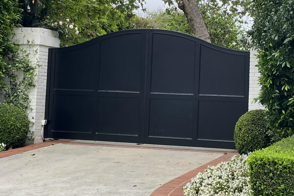 Driveway Gates project 83 by Mission Iron Works