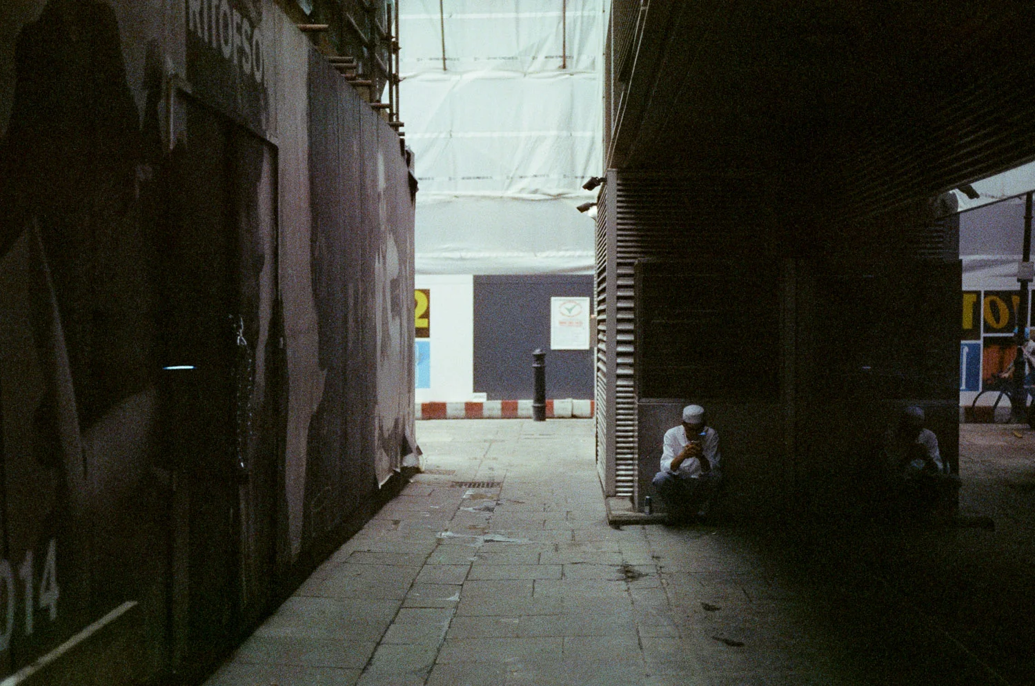 000025490008_web.jpg