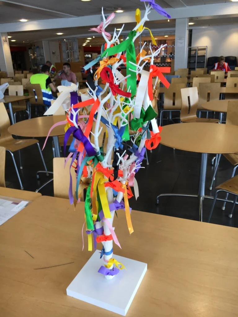 The prayer tree gave the staff an opportunity to pray during their working day, and commemorate the victims of the London Bridge attack. 