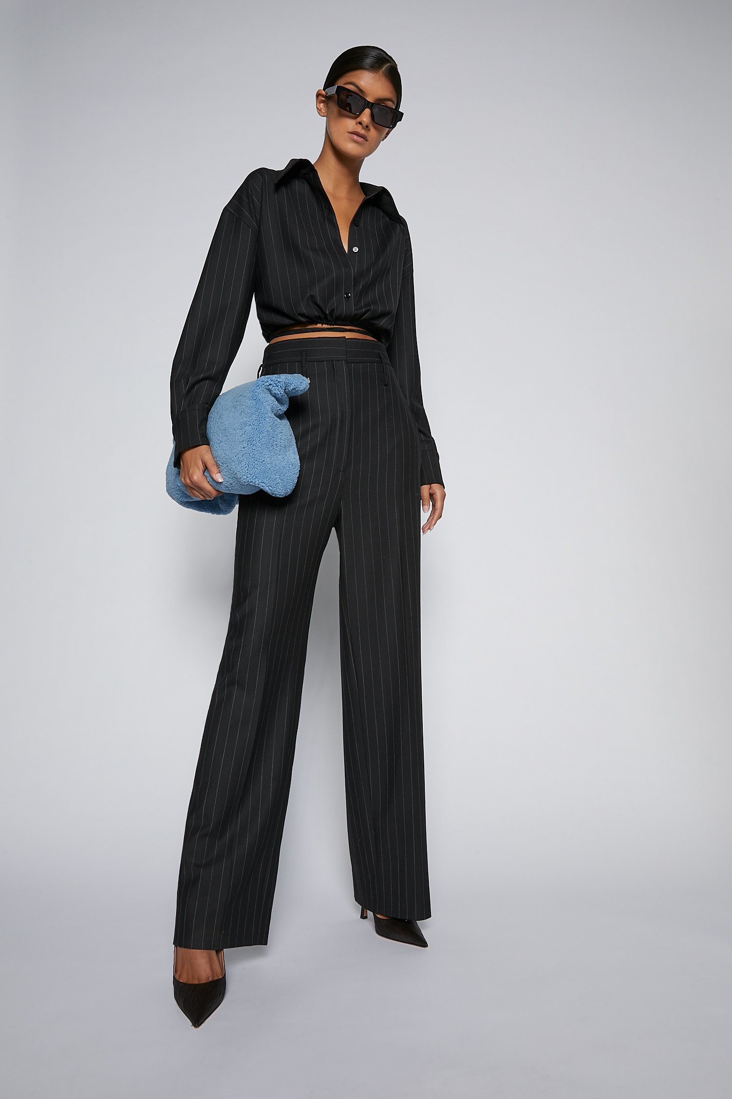 C1221322-STRIPE-DRAPE-LEG-TROUSER-BLACK-SCANLANTHEODORE-1.jpg