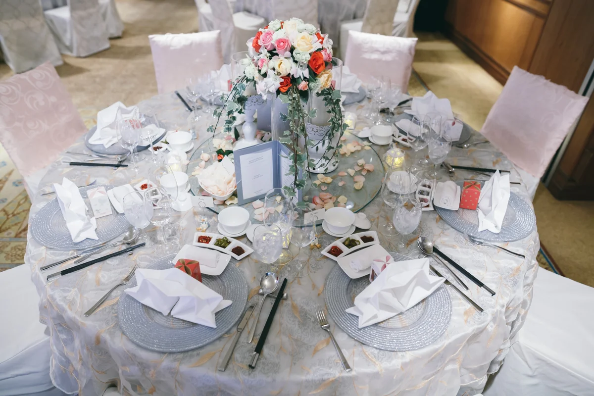 Patrick&Edwina_AD-8251.jpg