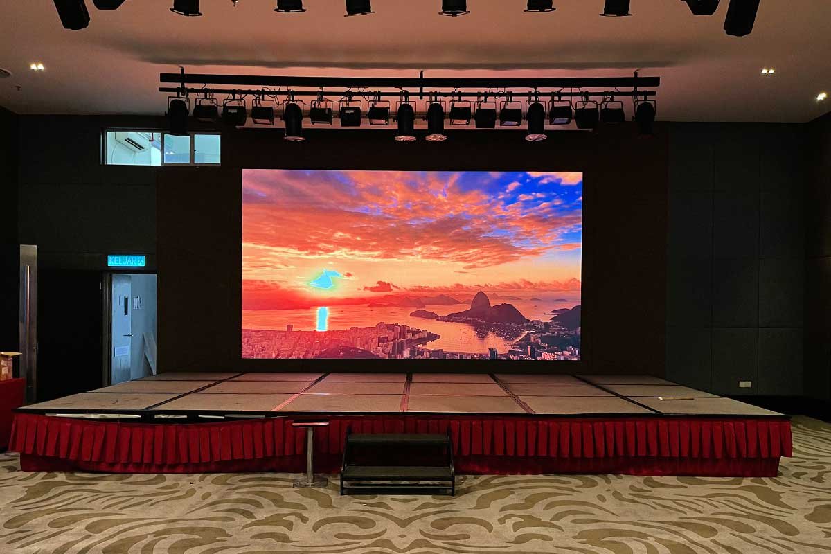 Things You Should Keep in Mind When Buying an Indoor Led Display — Windows  Smart Digital Signage,LCD system,wall mount advertising screen,outdoor  solutions