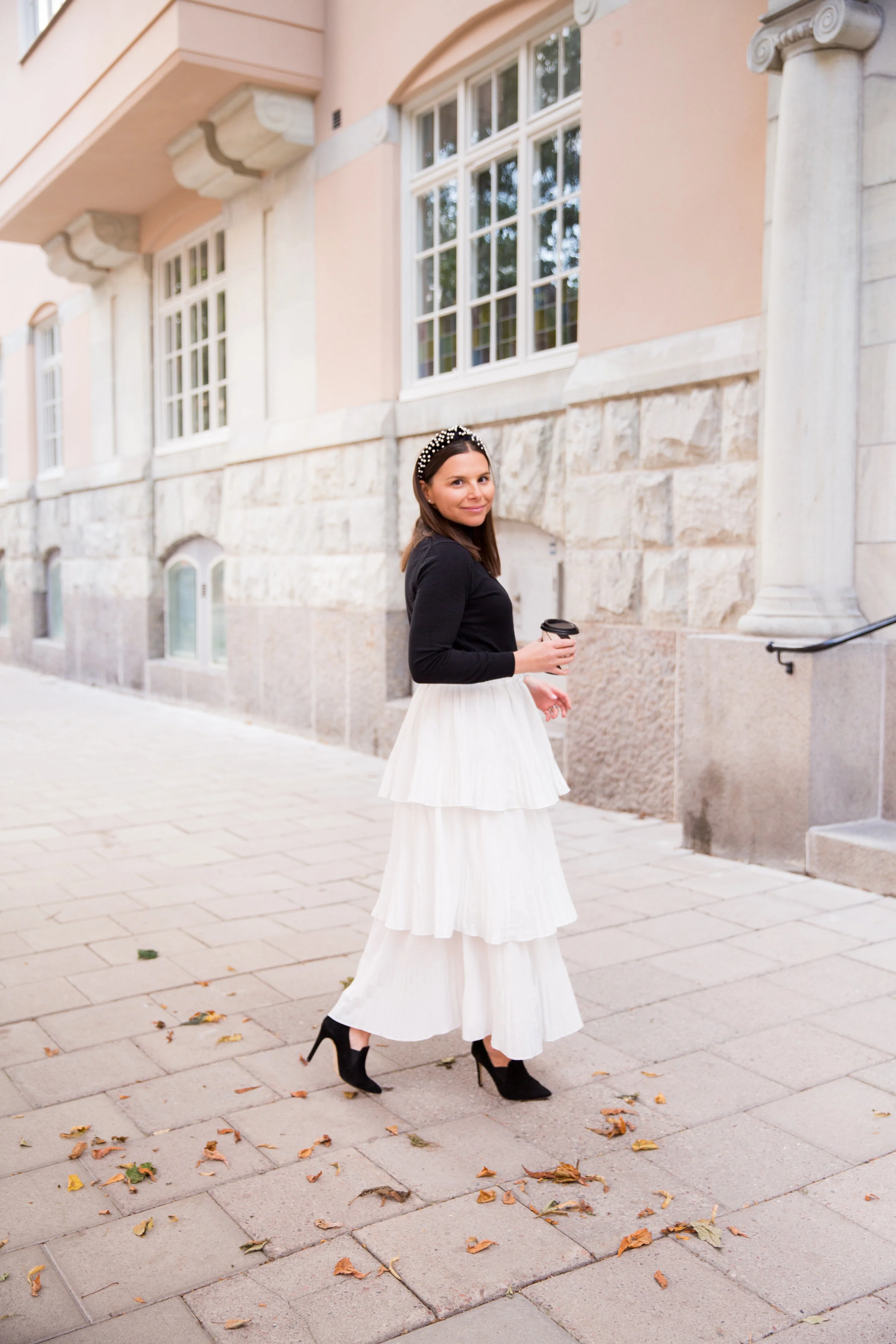 Angelica Aurell kjol mode outfit stil.jpg