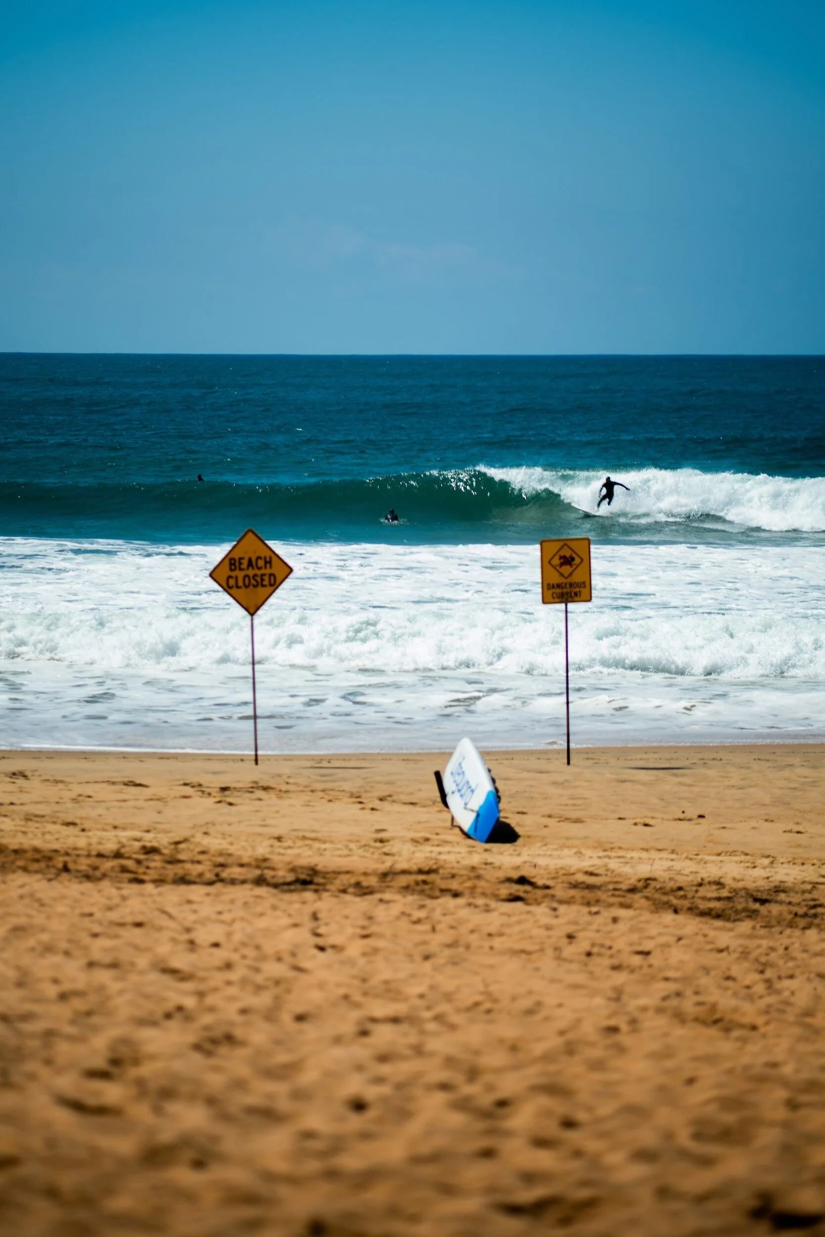 Are There Lifeguards at Bondi Beach? A Comprehensive Guide to Bondi Beach Safety