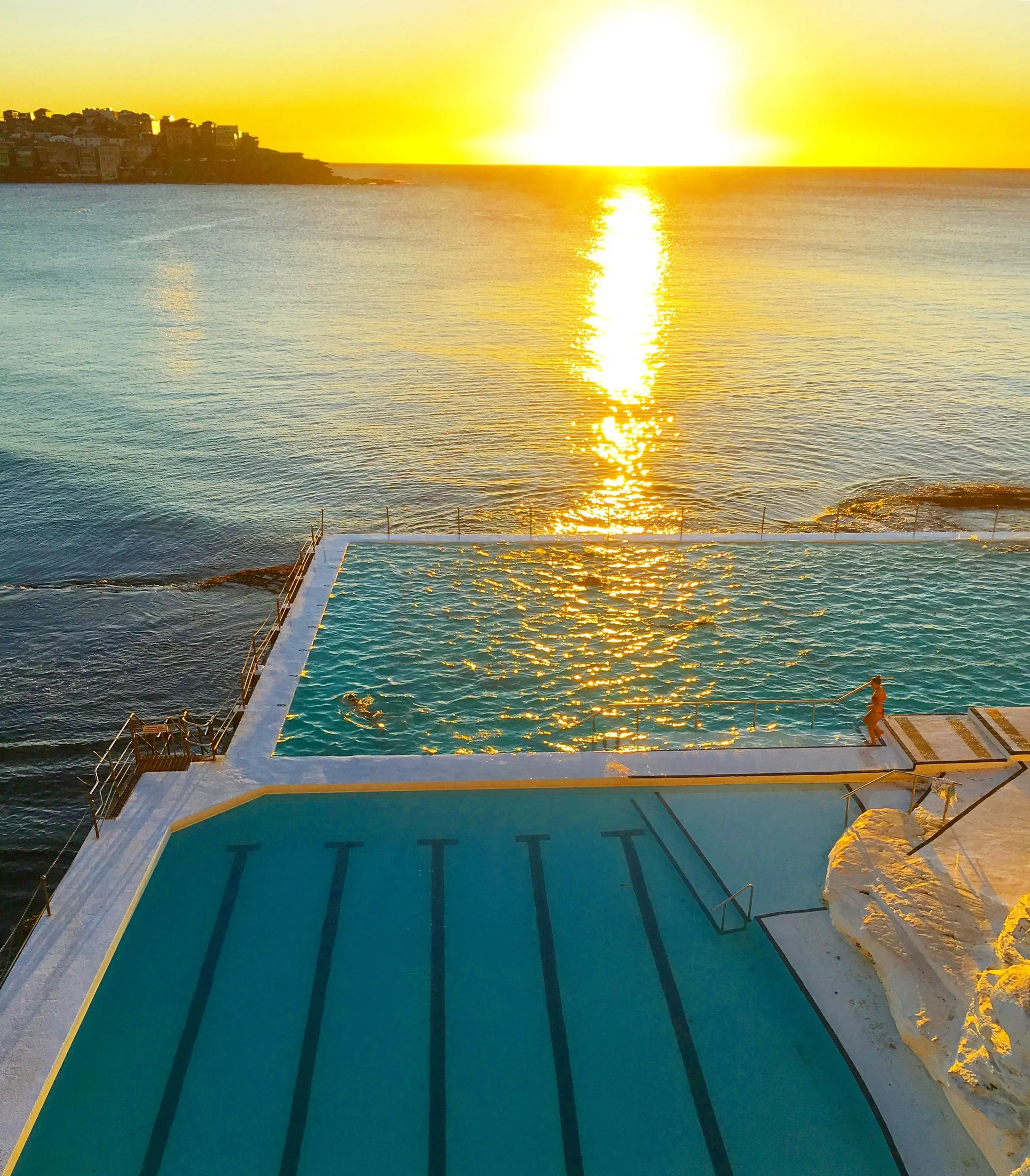 Can Kids Swim at Bondi Icebergs? Family Swimming Guide