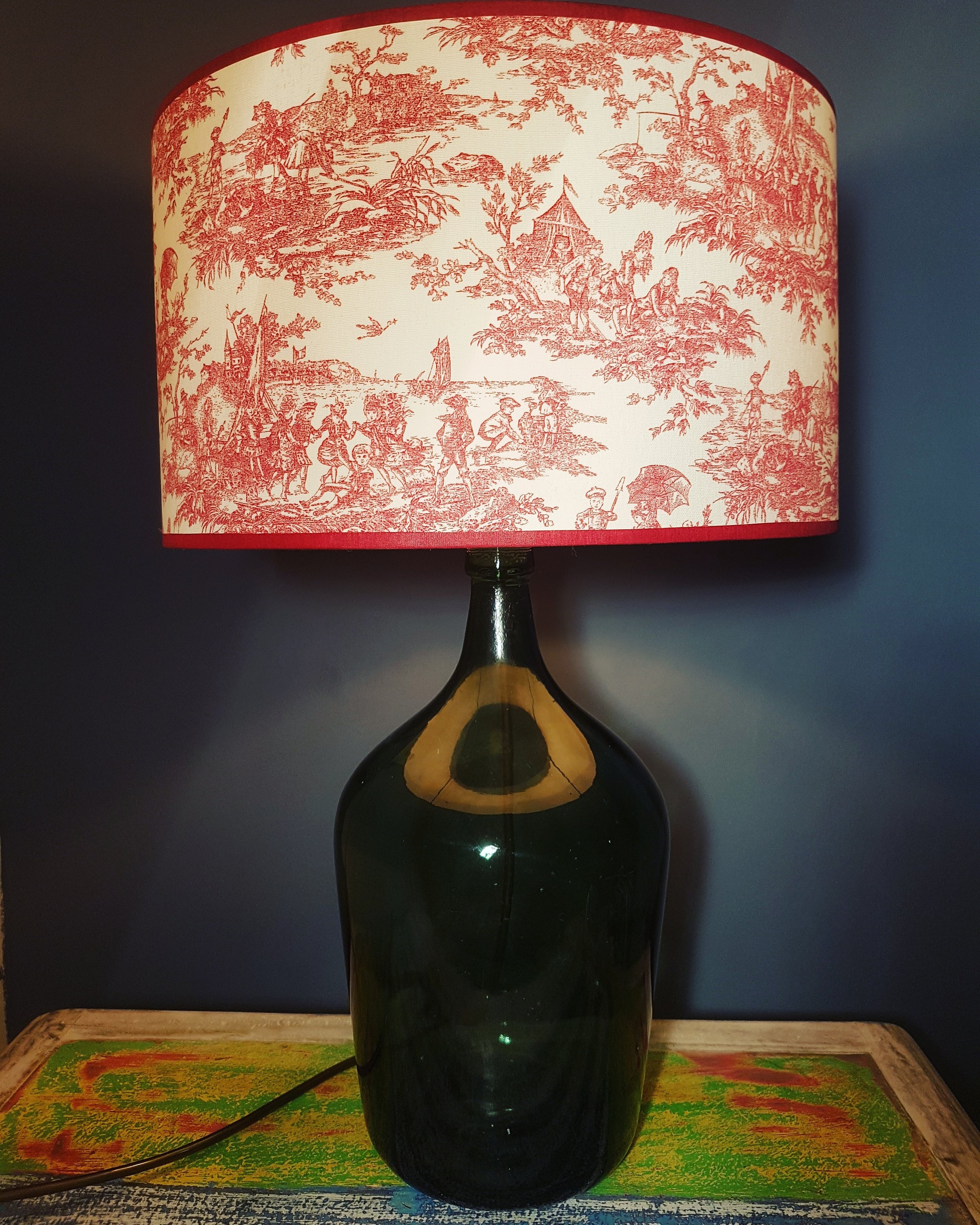 AntiqueGreenCarbouyLamp