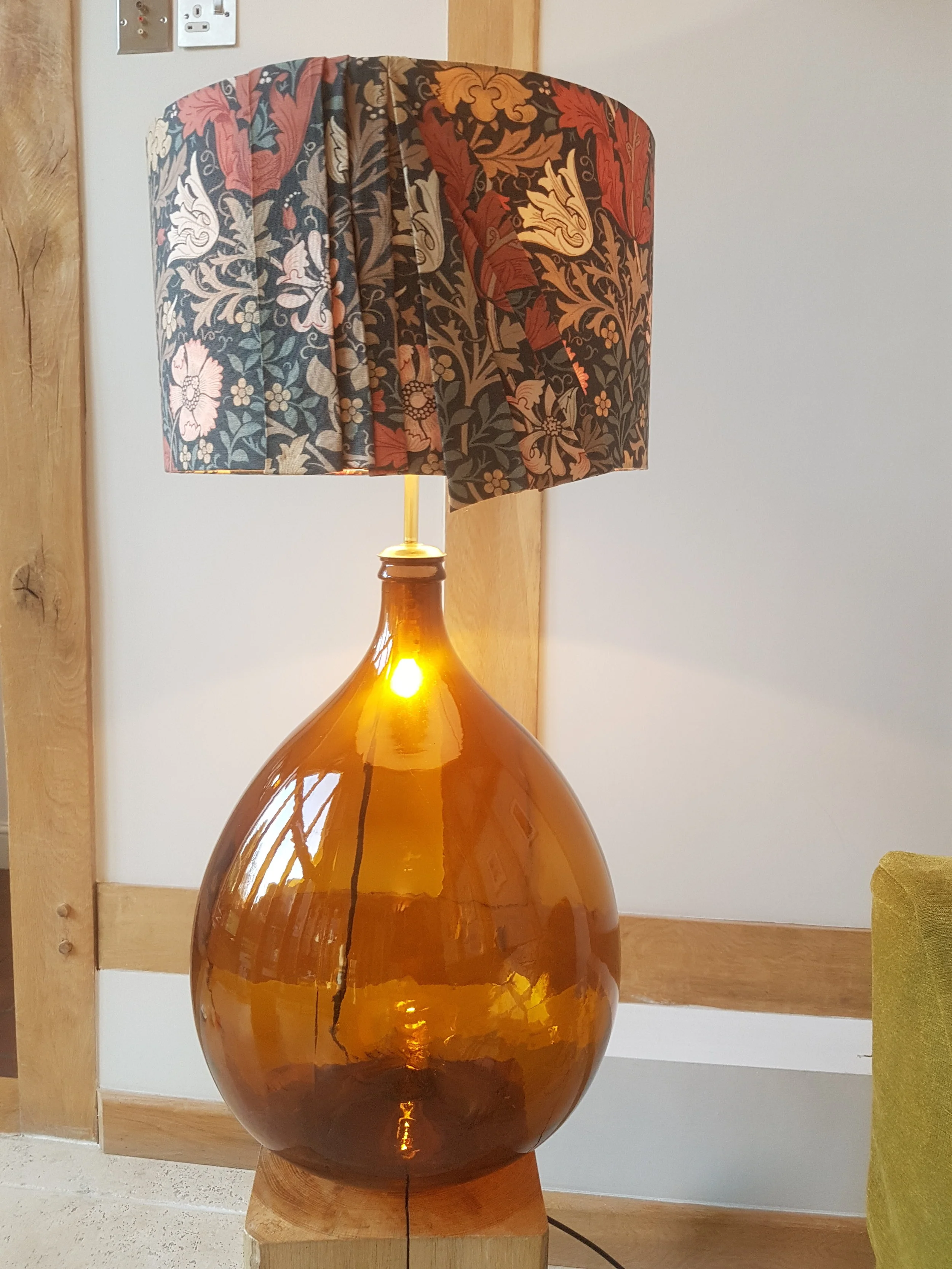 AntiqueAmberCarbouy4.jpg